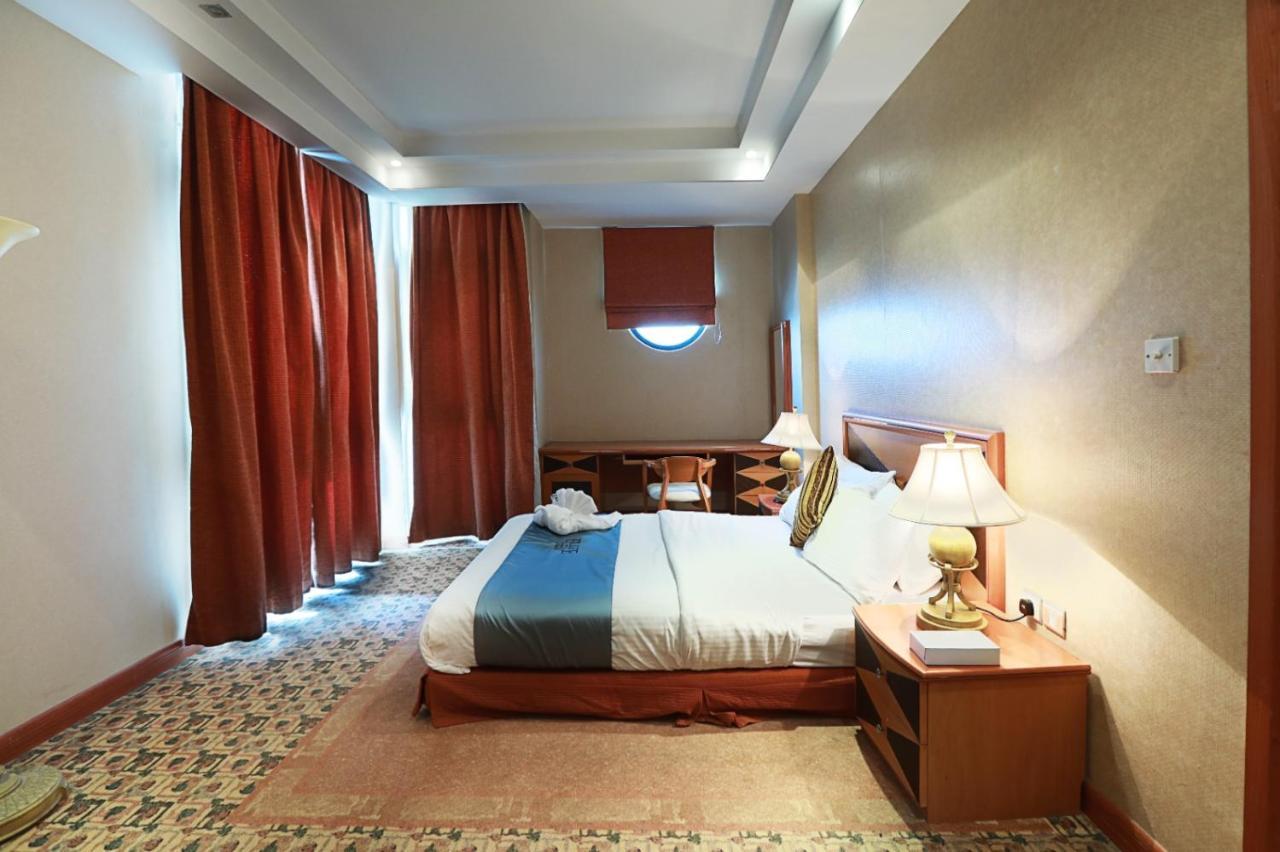 Elite Tower Apartment Seef Exterior photo