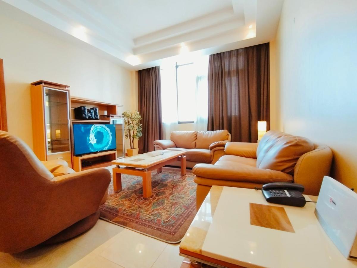 Elite Tower Apartment Seef Exterior photo